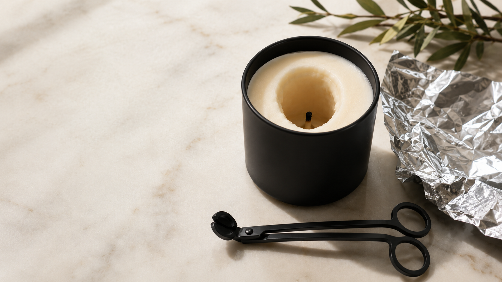 Candle tunneling, Wick Trimmer